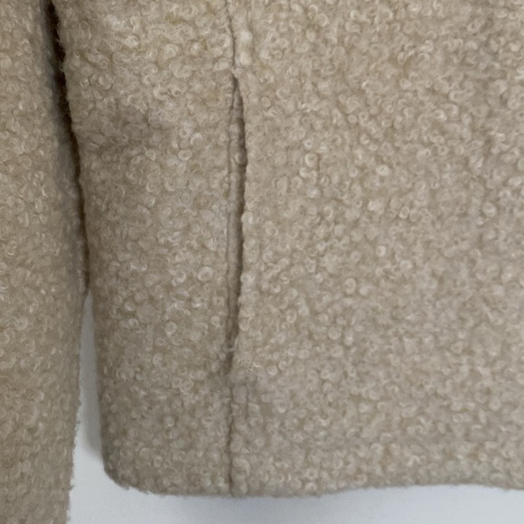 Banana Republic winter white boiled wool jacket, size Medium - Picture 3 of 11